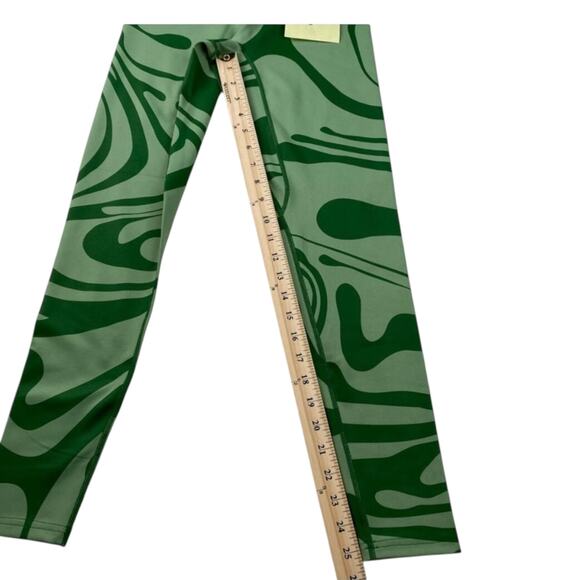 Vitality x Cosmopolitan Ascent Legging in Botanical Green Women’s Size S - Picture 4 of 6